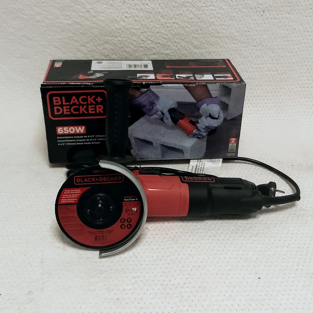 Esmeriladora angular BlackDecker